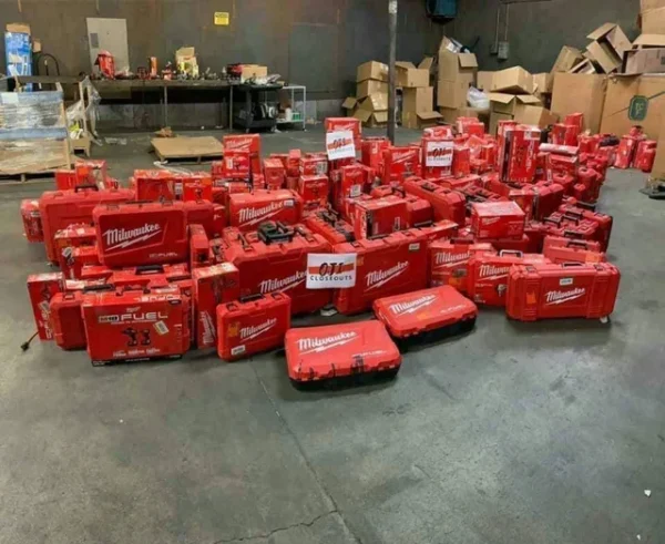 Milwaukee tools pallets - Image 3