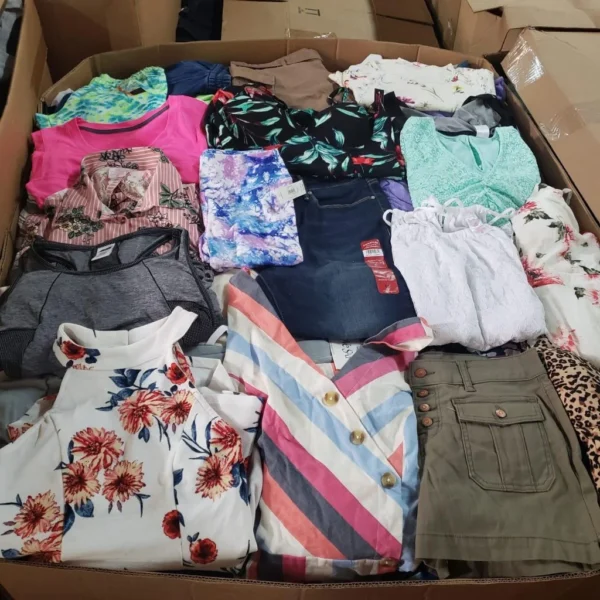 Female clothing pallet - Image 2